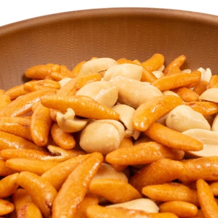 [取寄10][まとめ買い]【15個セット】大きめざくざくピーナッツ＆柿の種 300g [4589458464757]