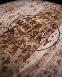 エーロ シングルモルトウイスキー スタンダードイシュー 500ml 箱付