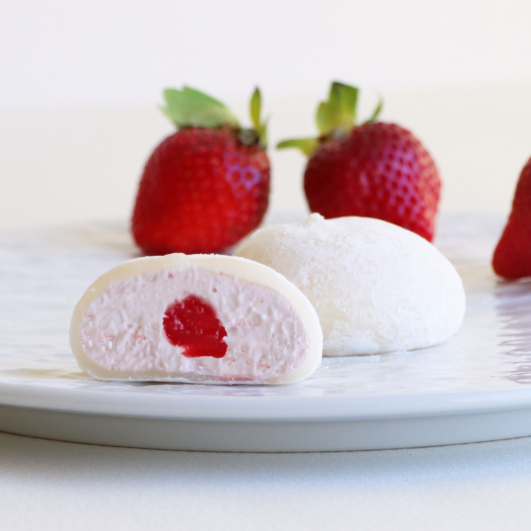 送料込!とろける生大福<あまおう苺ミルク>8個入