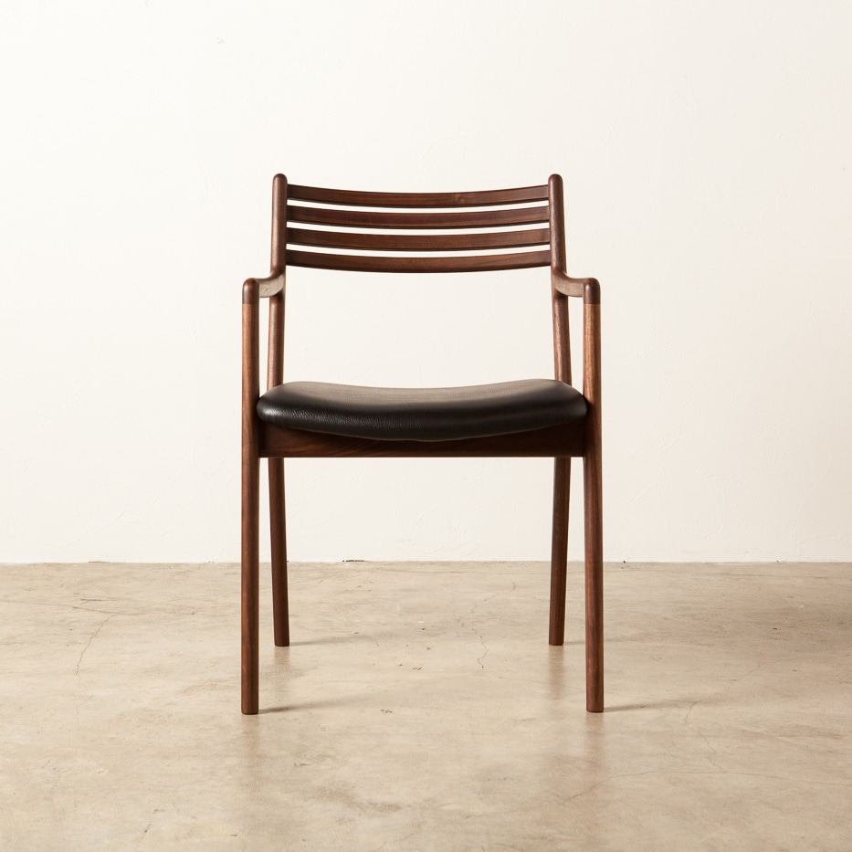 スリット アームチェア