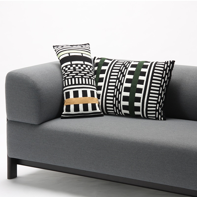 ストライプズ クッション