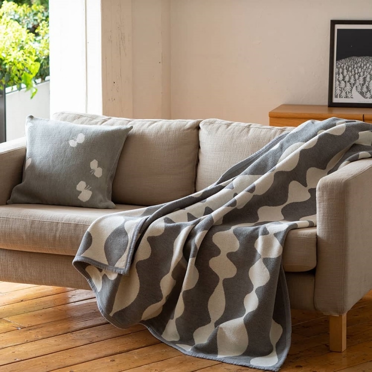 クリッパン シュニールコットン シングルブランケット(マーガレットローズ / グレー)